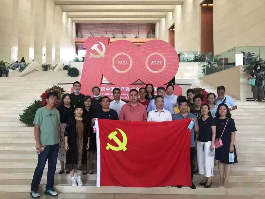 山东济南厌学躺平叛逆基地|正规军事化 青少年叛逆教育学校
